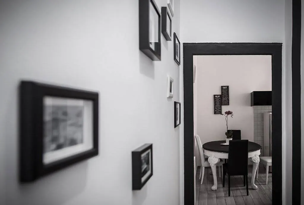 Bed & Breakfast Lazy Gio Guest House Rome Italy