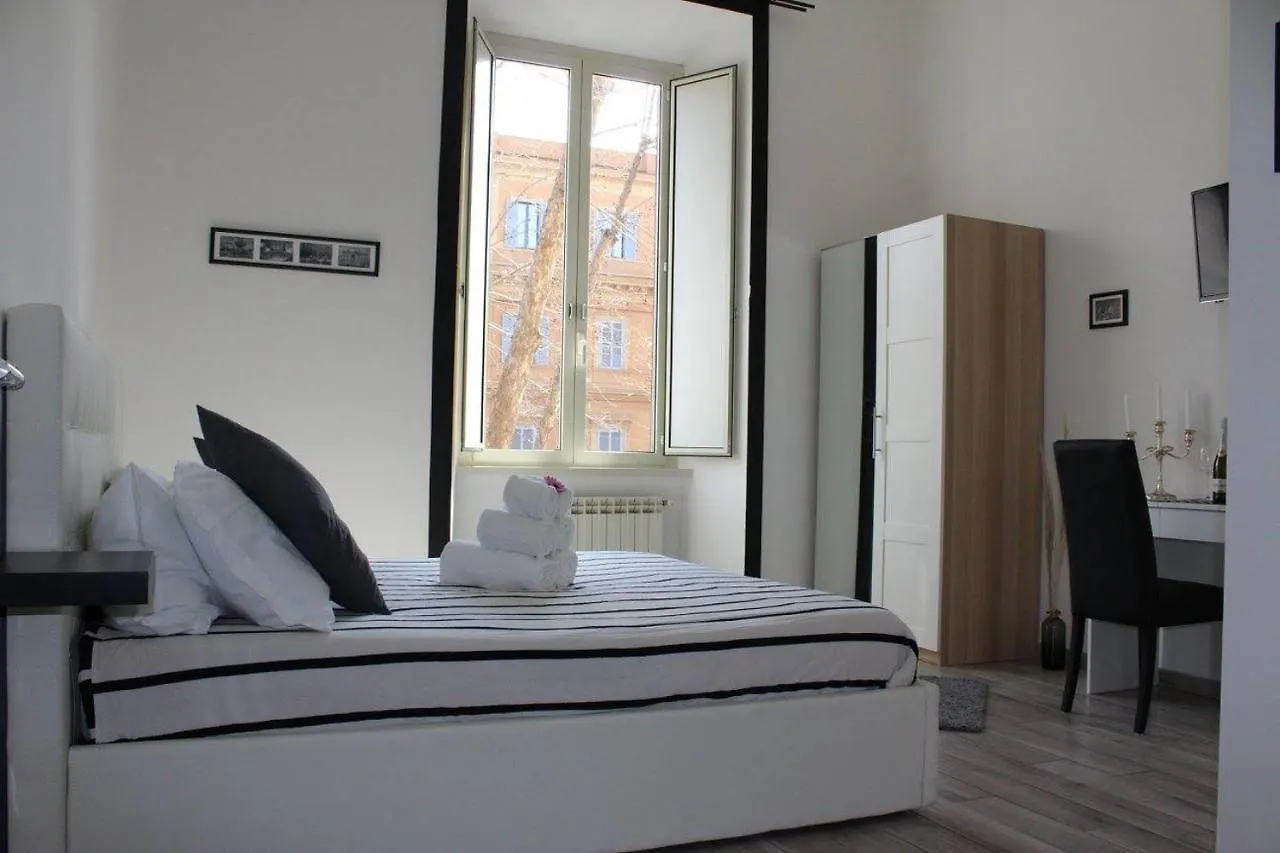 Lazy Gio Guest House Rome Bed & Breakfast